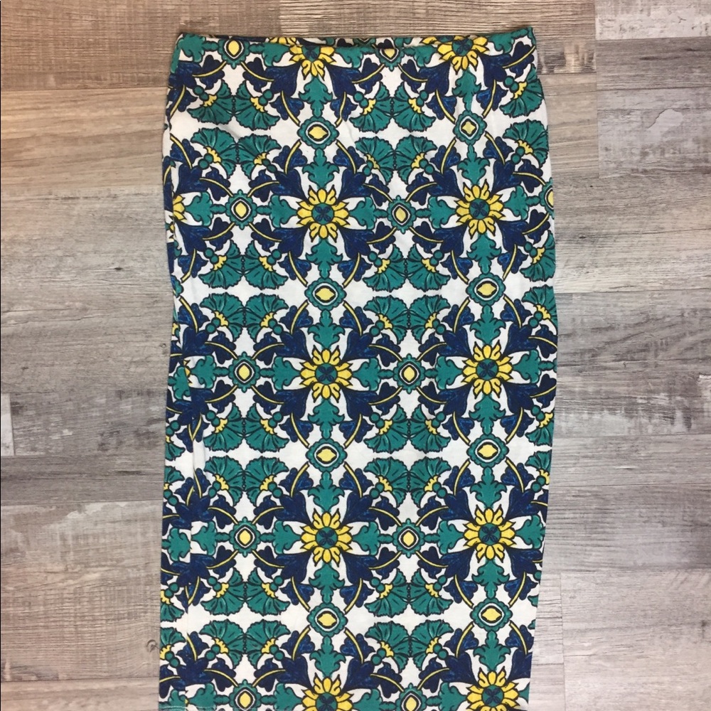 Pencil skirt